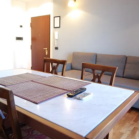 Appartement Temporary Via Torino 64 Milan