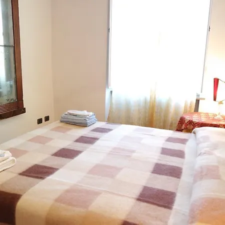 Appartement Temporary Via Torino 64